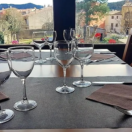 Hotel La Fonda Dels Pirineus