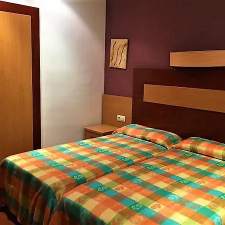 La Fonda Dels Pirineus Hotel 3*
