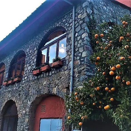 La Fonda Dels Pirineus Hotel 3*